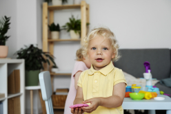 Фізичний розвиток дітей: як іграшки стимулюють активність і здоров'я