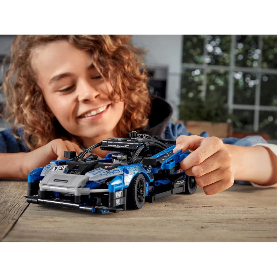 Конструктор LEGO Technic McLaren Senna GTR™ 42123