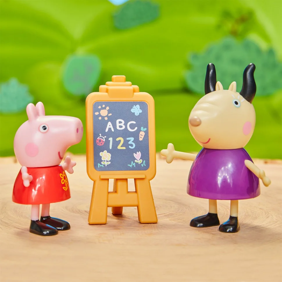 Игровой набор фигурок Класс Пеппы Peppa Pig F8868, 5 штук в наборе