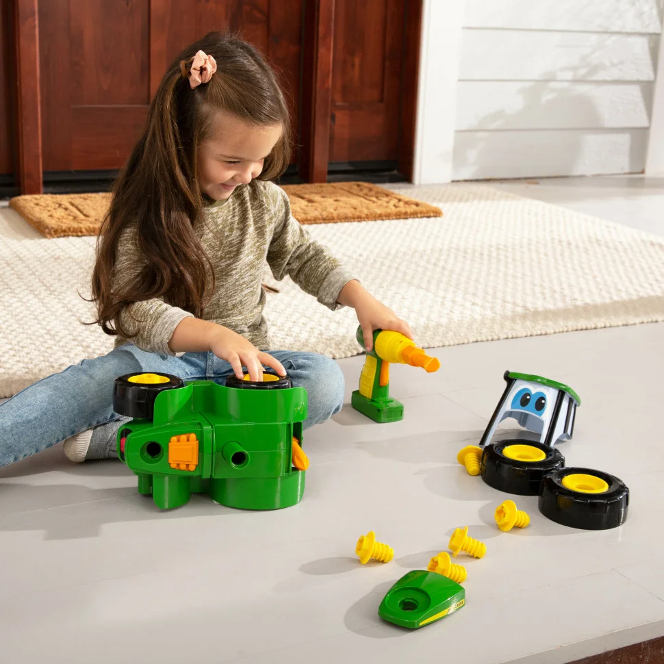 Конструктор John Deere Kids 46655 Збери трактор із шуруповертом 