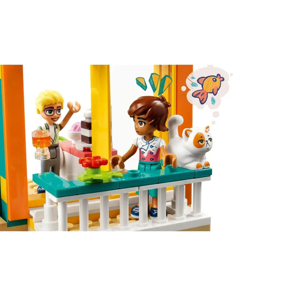 Конструктор LEGO Friends Комната Лео 41754