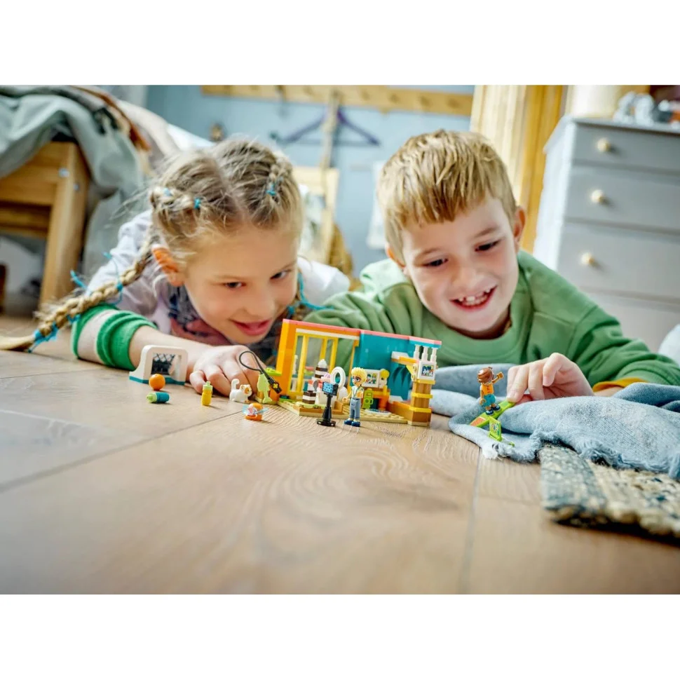 Конструктор LEGO Friends Комната Лео 41754