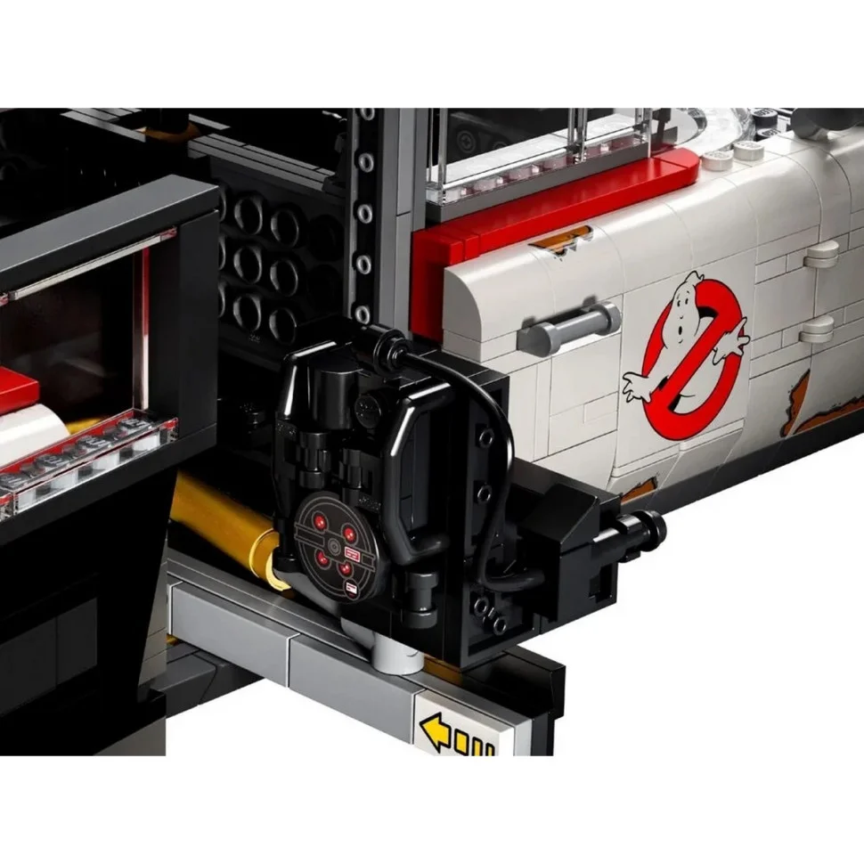 Конструктор LEGO Creator Автомобіль ECTO-1 Мисливців на привидів 10274