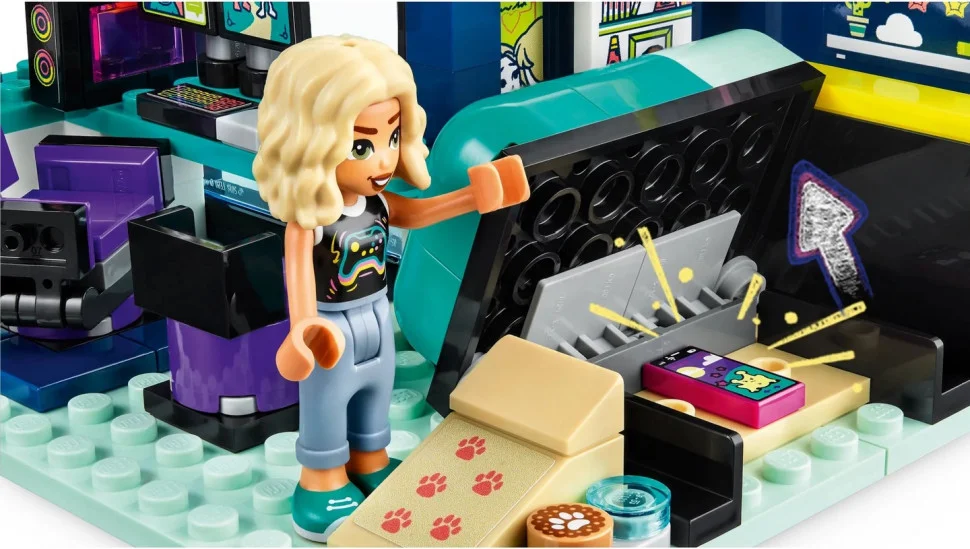 Конструктор LEGO Friends Комната Нови 41755