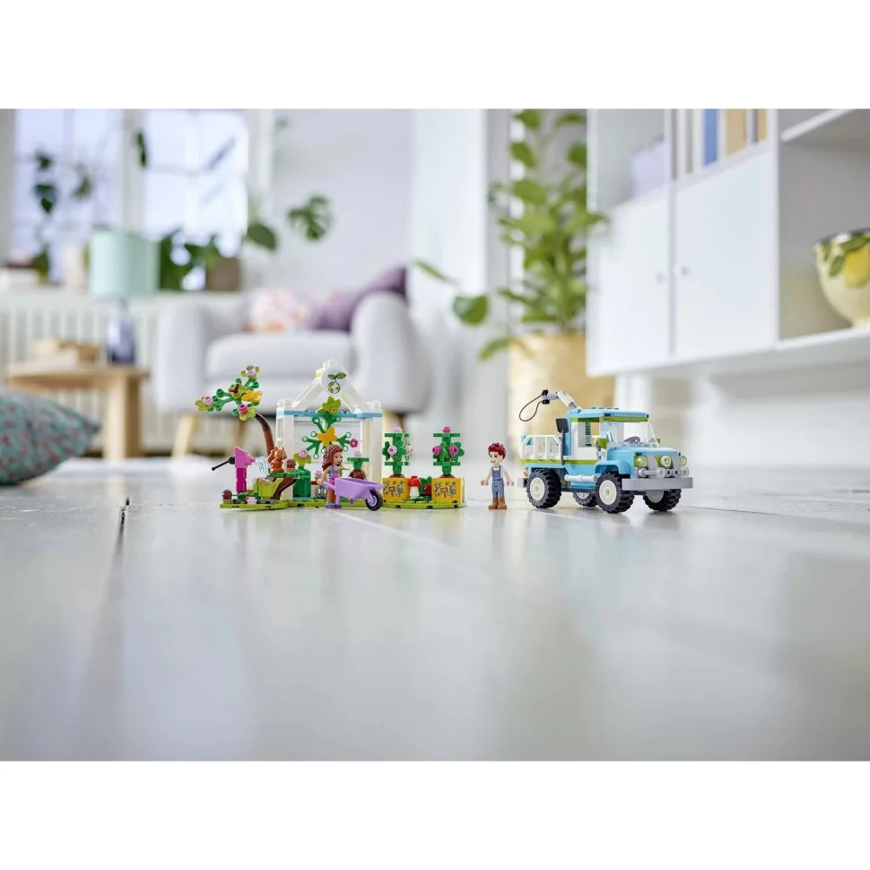 Конструктор LEGO Friends Автомобіль для саджання дерев 41707