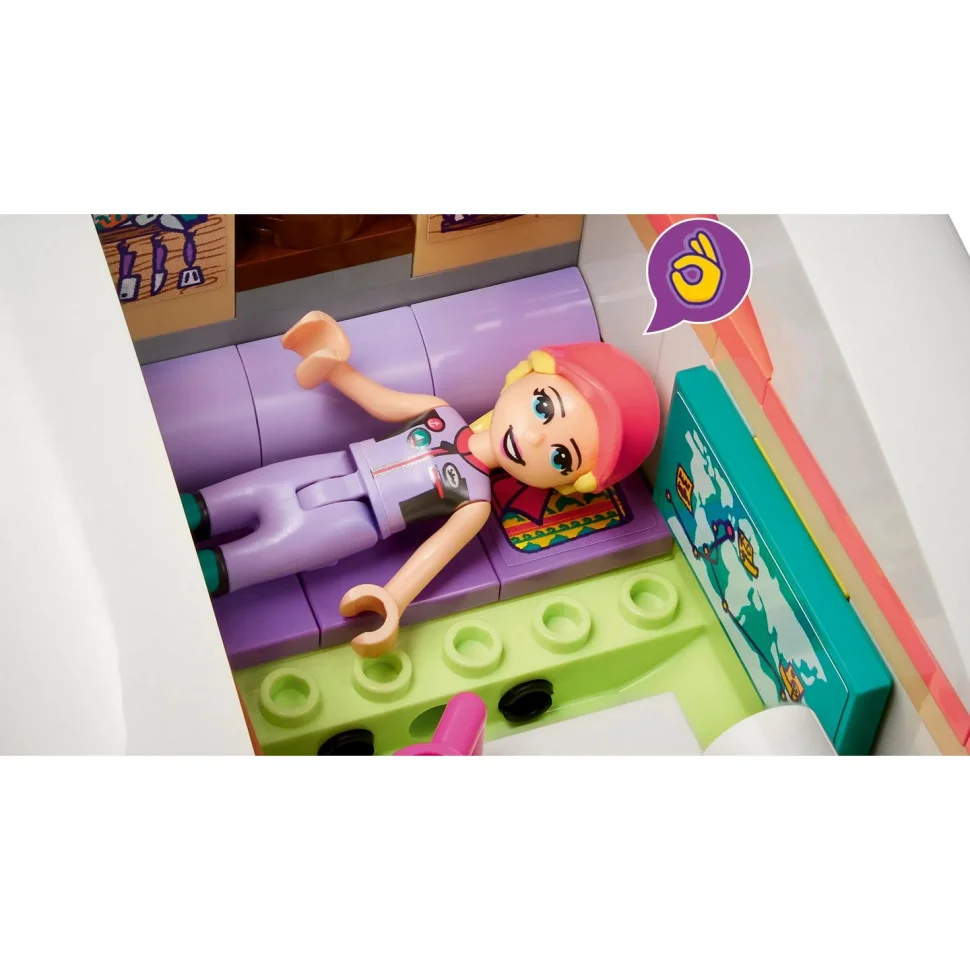 Конструктор LEGO Friends Приключения Стефани на парусной лодке 41716