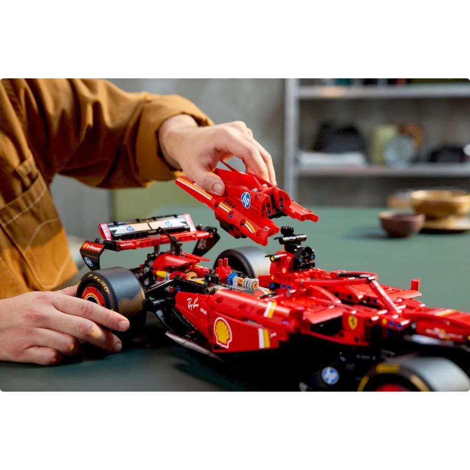 Конструктор LEGO Technic Автомобіль F1 Ferrari SF-24 42207, 1361 деталь 