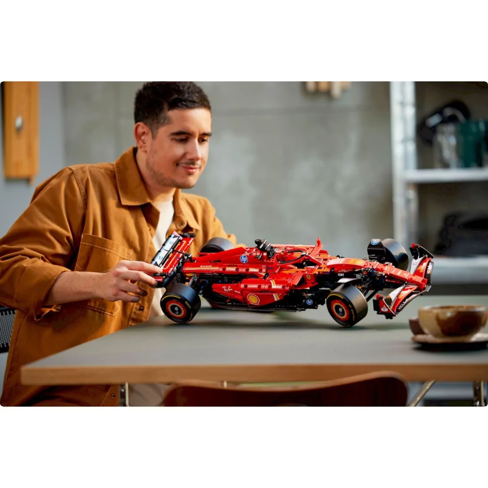 Конструктор LEGO Technic Автомобіль F1 Ferrari SF-24 42207, 1361 деталь 