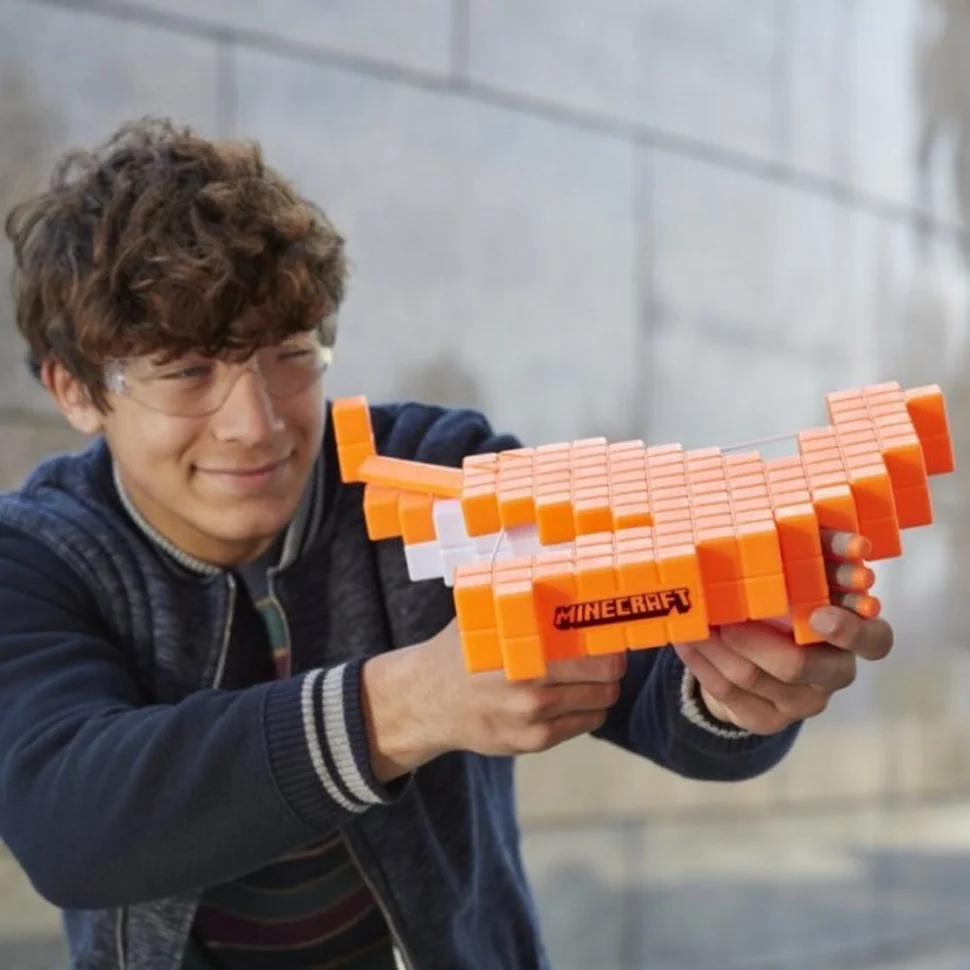Бластер NERF Майнкрафт Арбалет Разбойника Hasbro F4415