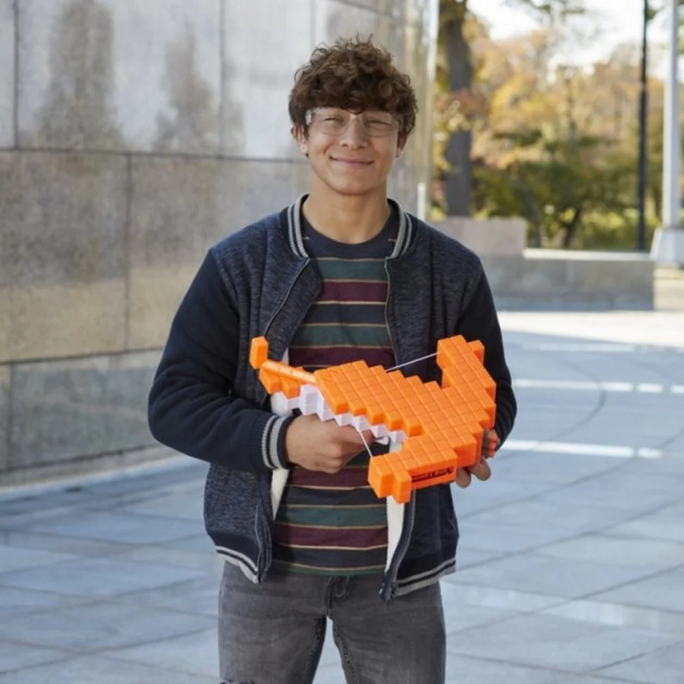 Бластер NERF Майнкрафт Арбалет Разбойника Hasbro F4415