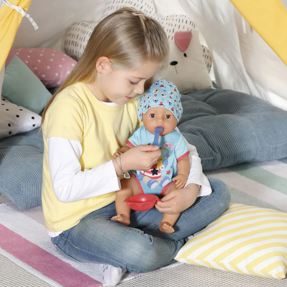 Кукла-пупс Очаровательный мальчик Baby Born 834992, 43 см, с аксессуарами