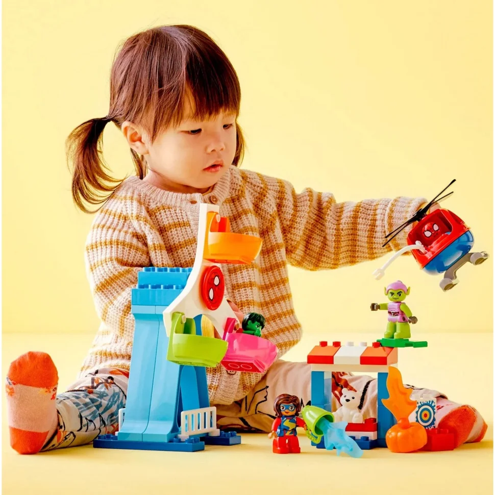 Конструктор LEGO DUPLO Super Heroes Людина-Павук і друзі: Пригоди на ярмарку 10963