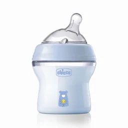 Пляшечка пластикова "Natural Feeling" Chicco 81311.20 соска силіконова 150 мл