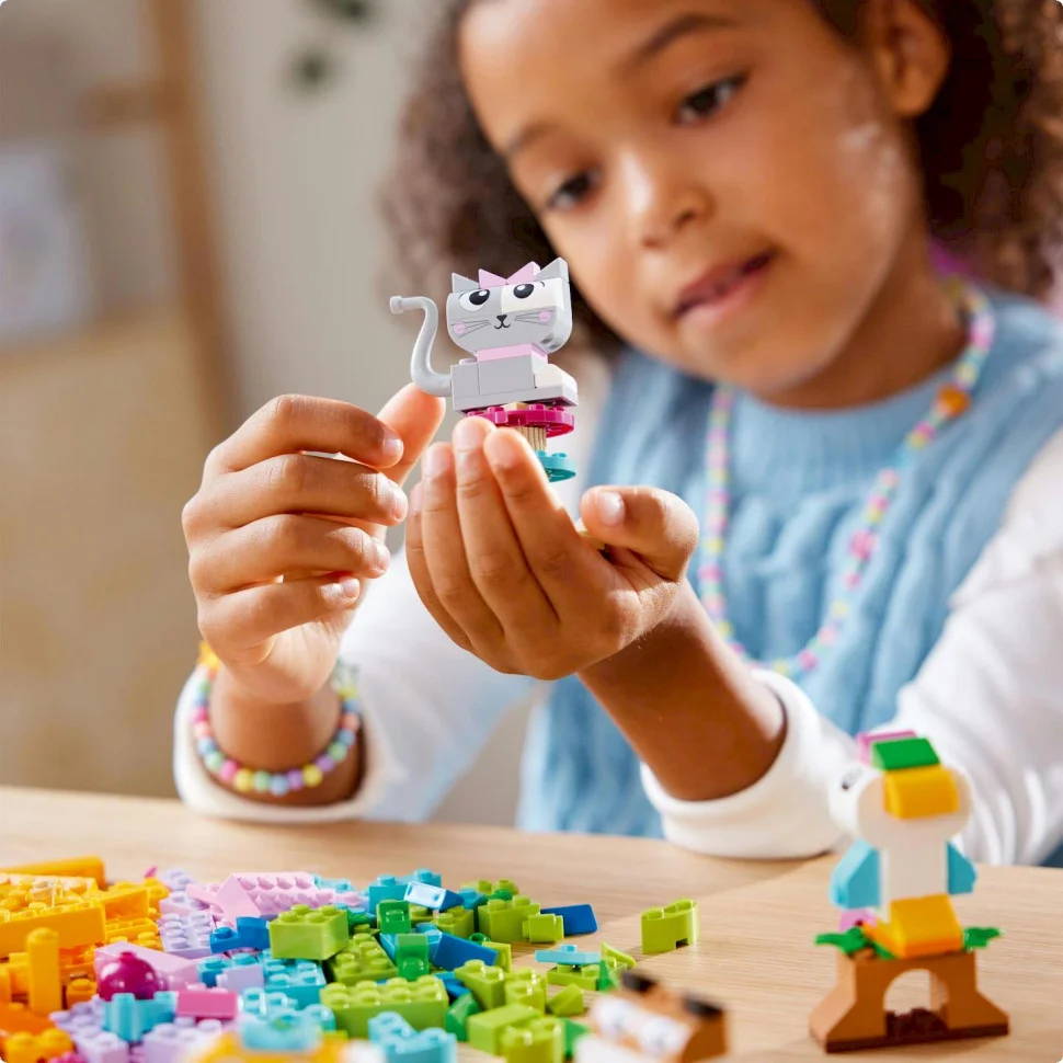 Конструктор Творческие любимцы LEGO Classic 11034, 450 деталей