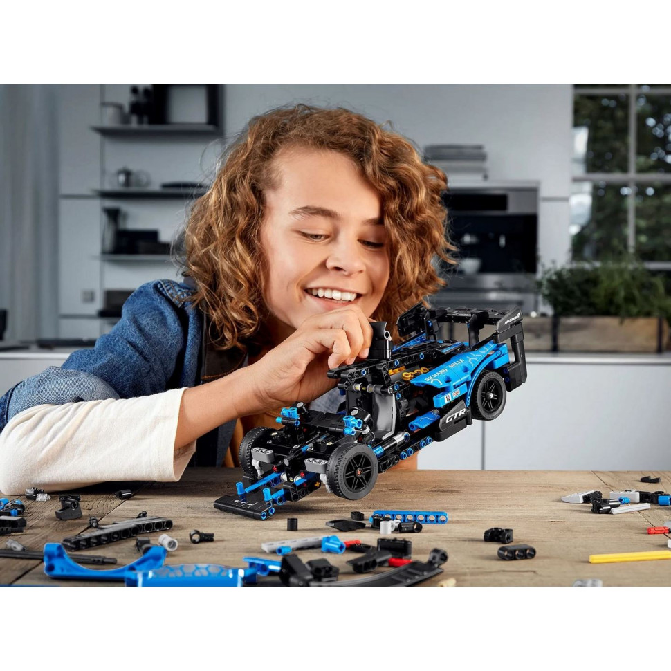 Конструктор LEGO Technic McLaren Senna GTR™ 42123