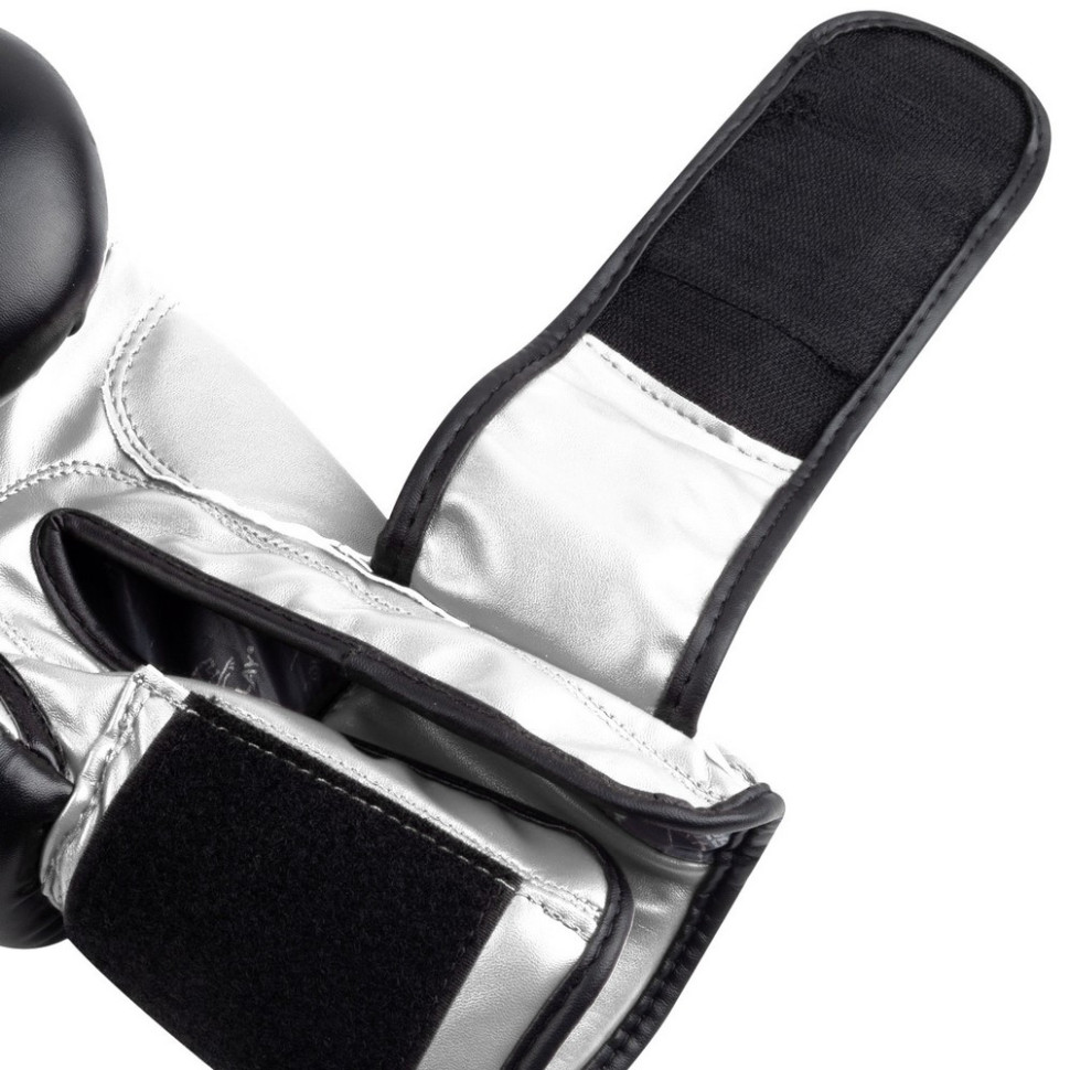 Боксерские перчатки 3004 Classic PowerPlay PP_3004_16oz_Bl/White, размер 16 унций