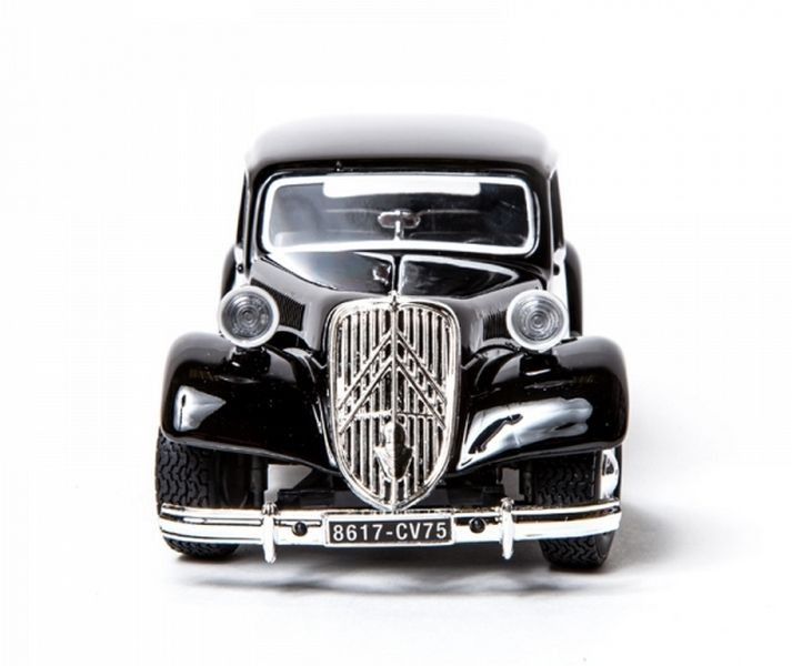 Автомодель - CITROEN 15 CV TA (1938) (асорті чорний, червоно-чорний, 1:24) 18-22017