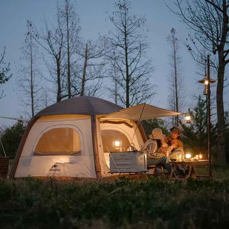 Намет надувний тримісний Naturehike 6976023926488 CNH23ZP12002 бежевий 210x210x170 см