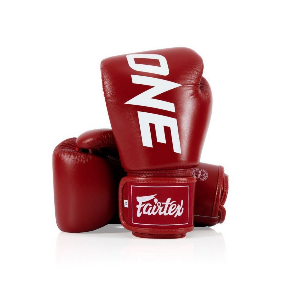 Боксерські рукавиці BGV1-ONE Fairtex BGV1-ONE_14oz_Red 14 унцій (бинти в комплекті)