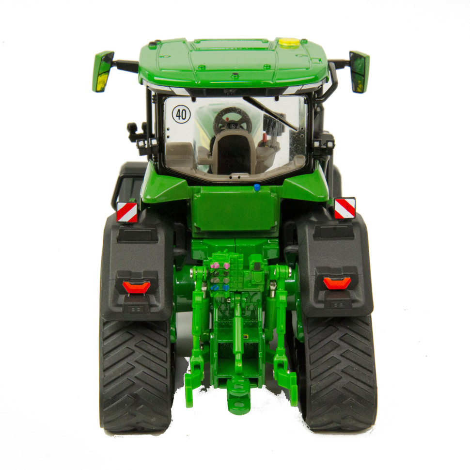Модель Трактор John Deere 8RX 410 Britains 43249B масштаб 1:32