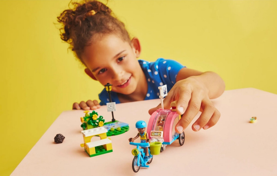 Конструктор LEGO Friends Бабл ті кафе на колесах 41733