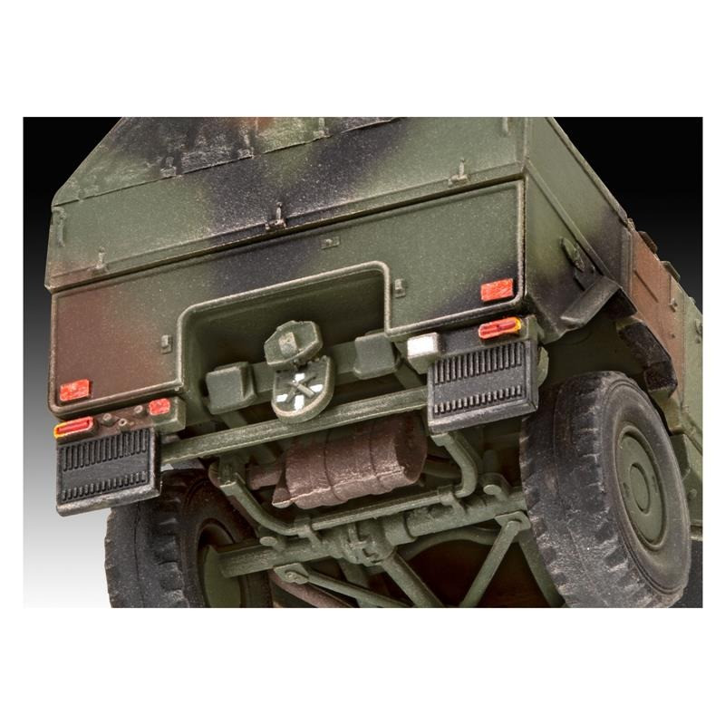 Сборная модель Бронеавтомобиль ATF Dingo Revell RVL-03345 уровень 4, масштаб 1:72