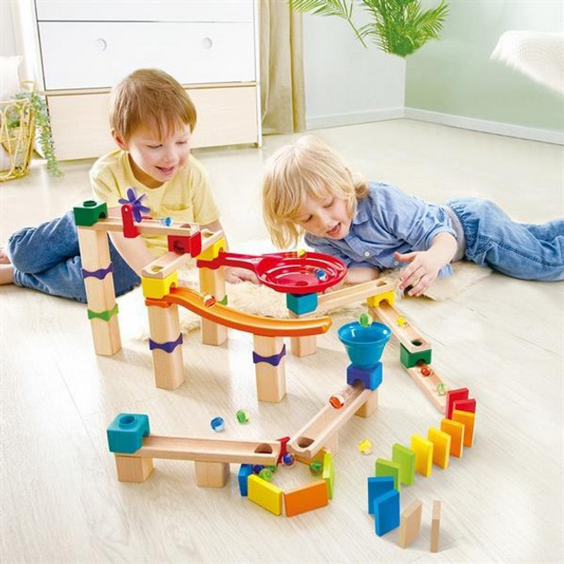Конструктор-лабиринт Marble Run Гоночная трасса Hape E1101 81 элемент