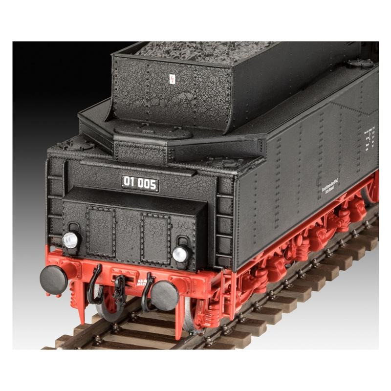 Сборная модель Экспресс локомотив BR01 2'2 T32 Revell RVL-02172 уровень 4, масштаб 1:87