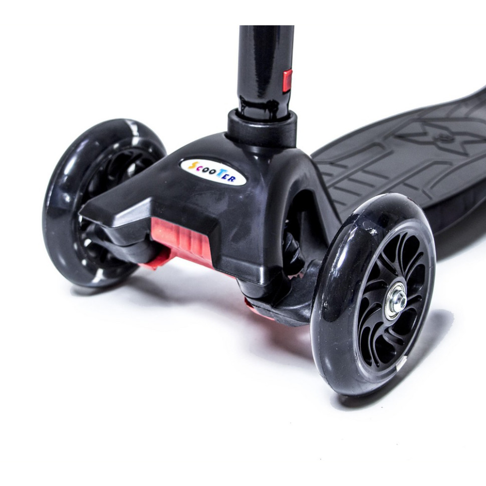 Дитячий самокат триколісний MAXI Black Bambi 455647779