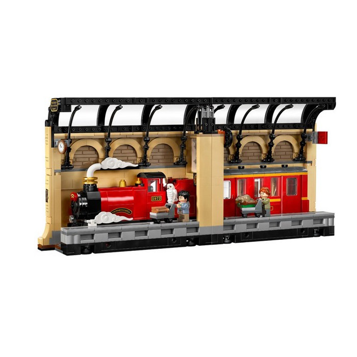 Конструктор Harry Potter Бук нук: Хогвартський експрес LEGO 76450- 832 деталі