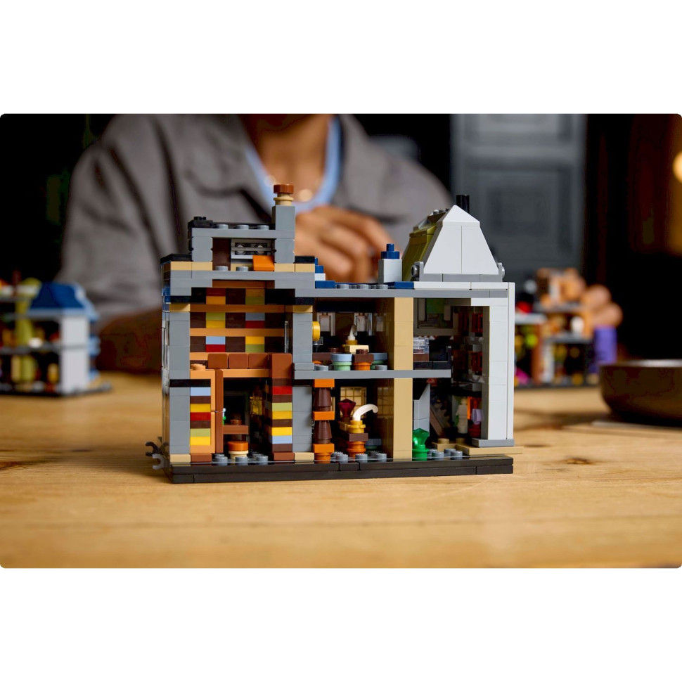 Конструктор LEGO Harry Potter Алея Діаґон. Чаклунські крамниці 76444, 2750 деталей