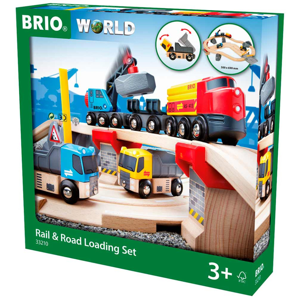 Детская железная дорога с переездом и погрузкой BRIO 33210-BR, магнит, дерево, пластик 32 элемента в комплекте