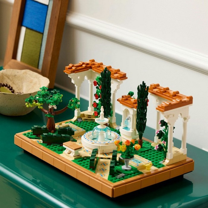 Конструктор Icons Сад фонтанов LEGO 10359LG 1302 детали