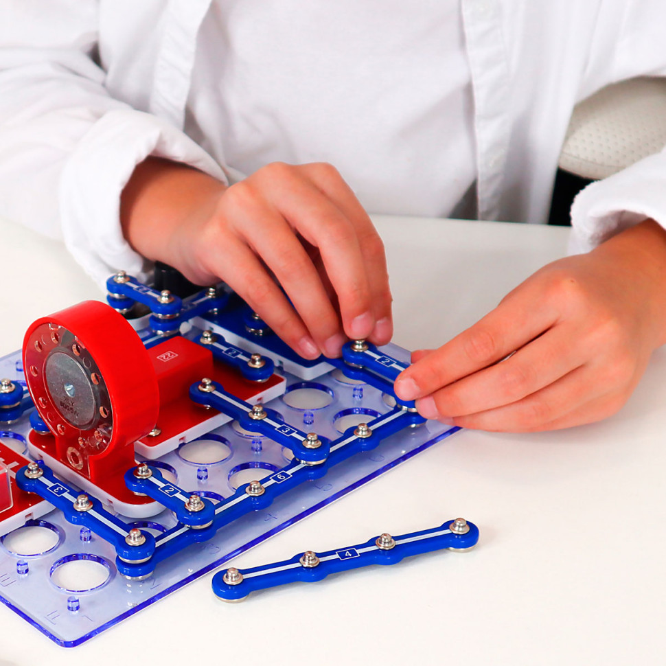 УЦЕНКА!!! Конструктор электронный «ПОЛУЧАЙ ДВИЖЕНИЕ!» DOKA D70705-UC музыка и свет