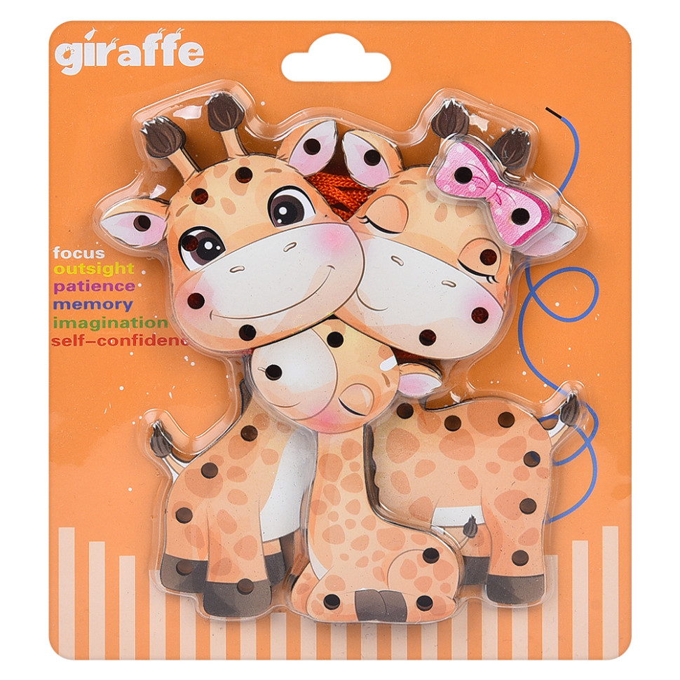 Дерев'яна іграшка-шнурівка 