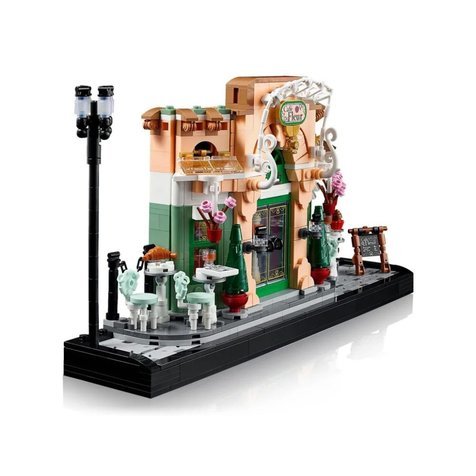 Конструктор LEGO Icons Французька кав'ярня 10362, 1101 деталь 