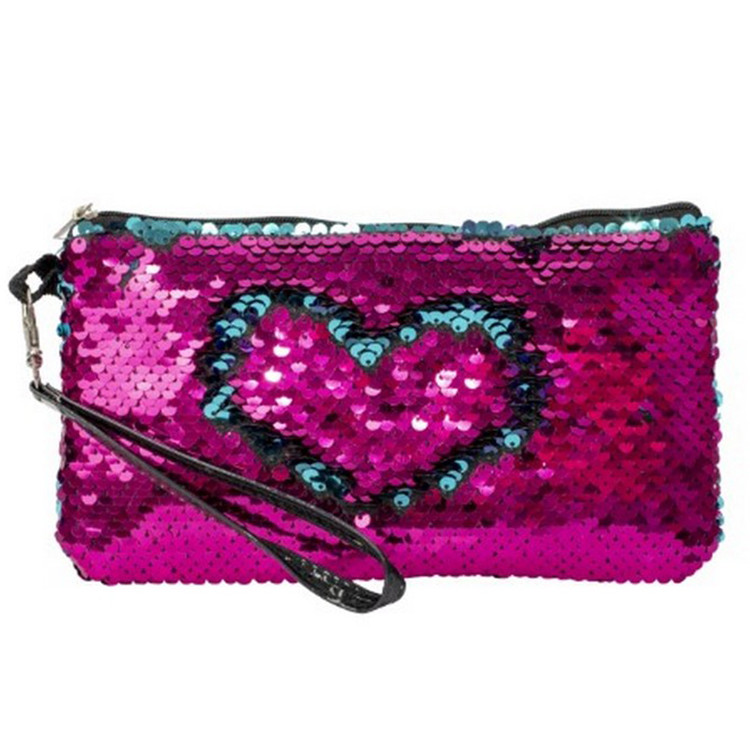 Детская косметичка с пайетками 