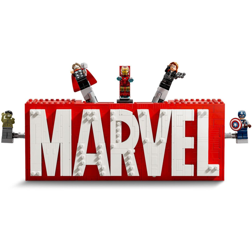 Конструктор LEGO Super Heroes Логотип и минифигурки MARVEL 76313, 931 деталь