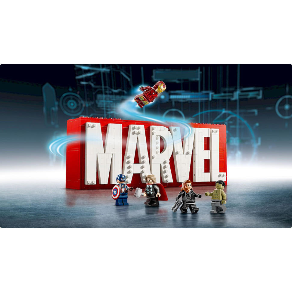 Конструктор LEGO Super Heroes Логотип и минифигурки MARVEL 76313, 931 деталь