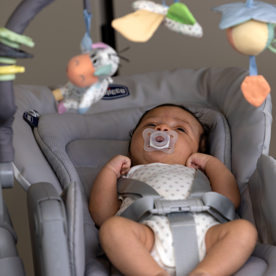 Стульчик для кормления Polly Magic RELAX Chicco 79502.21 шезлонг для новорожденных