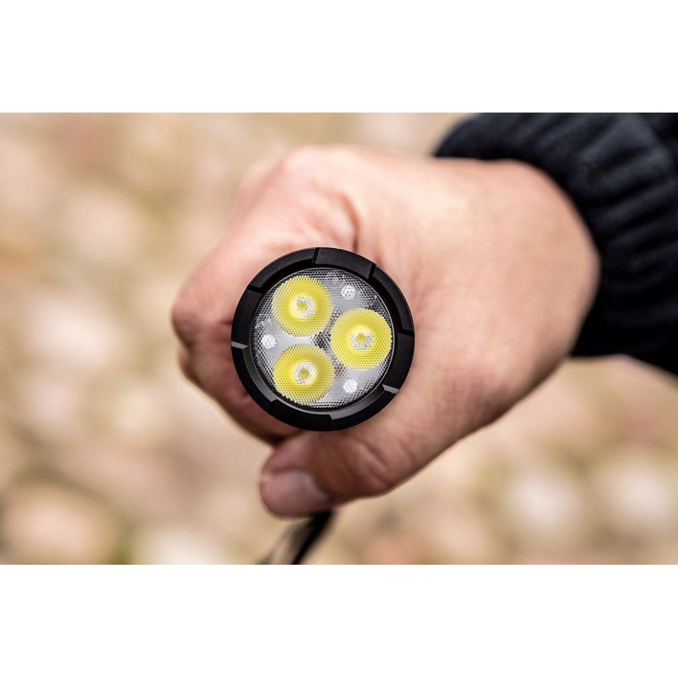 Ліхтар ручний акумуляторний Neo Tools 99-037 чорний 3300 люмен