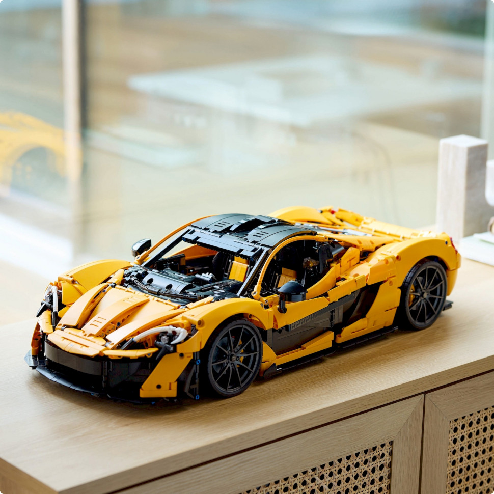 Конструктор LEGO Technic McLaren P1 42172, 3893 деталі