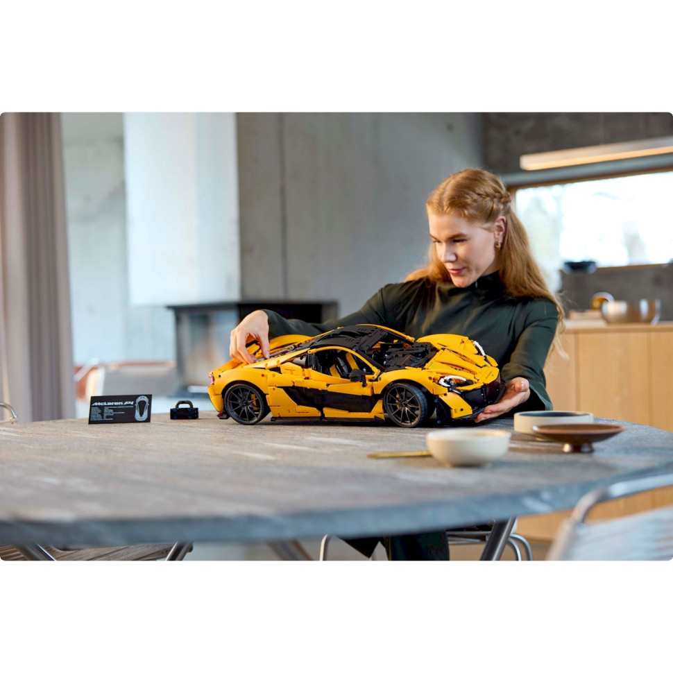 Конструктор LEGO Technic McLaren P1 42172, 3893 деталі