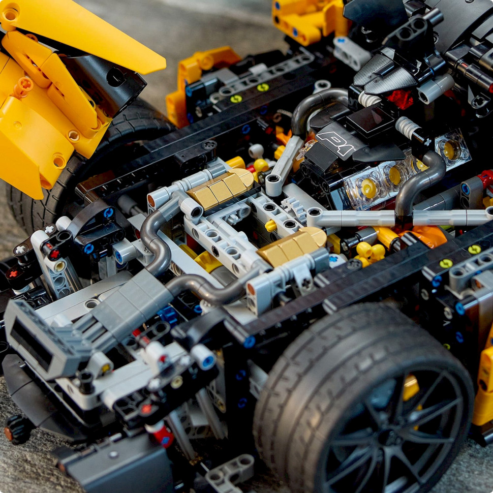 Конструктор LEGO Technic McLaren P1 42172, 3893 деталі