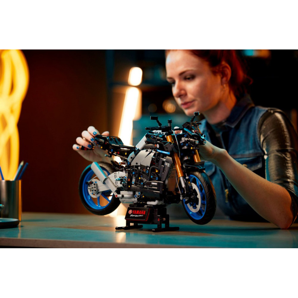 Конструктор Technic Yamaha MT 2022 LEGO 42159, 1478 деталей