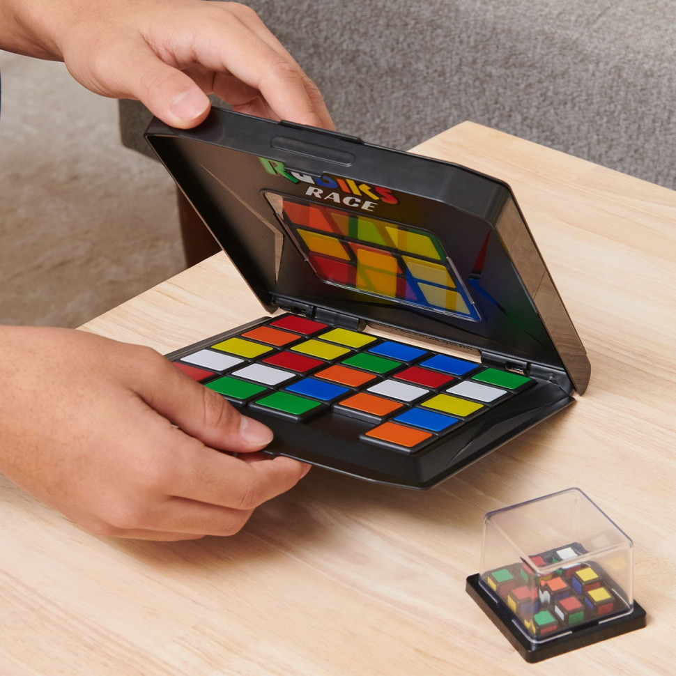 Настольная игра-головоломка Цветочки Rubik's 6066350R 48 разноцветных фишек