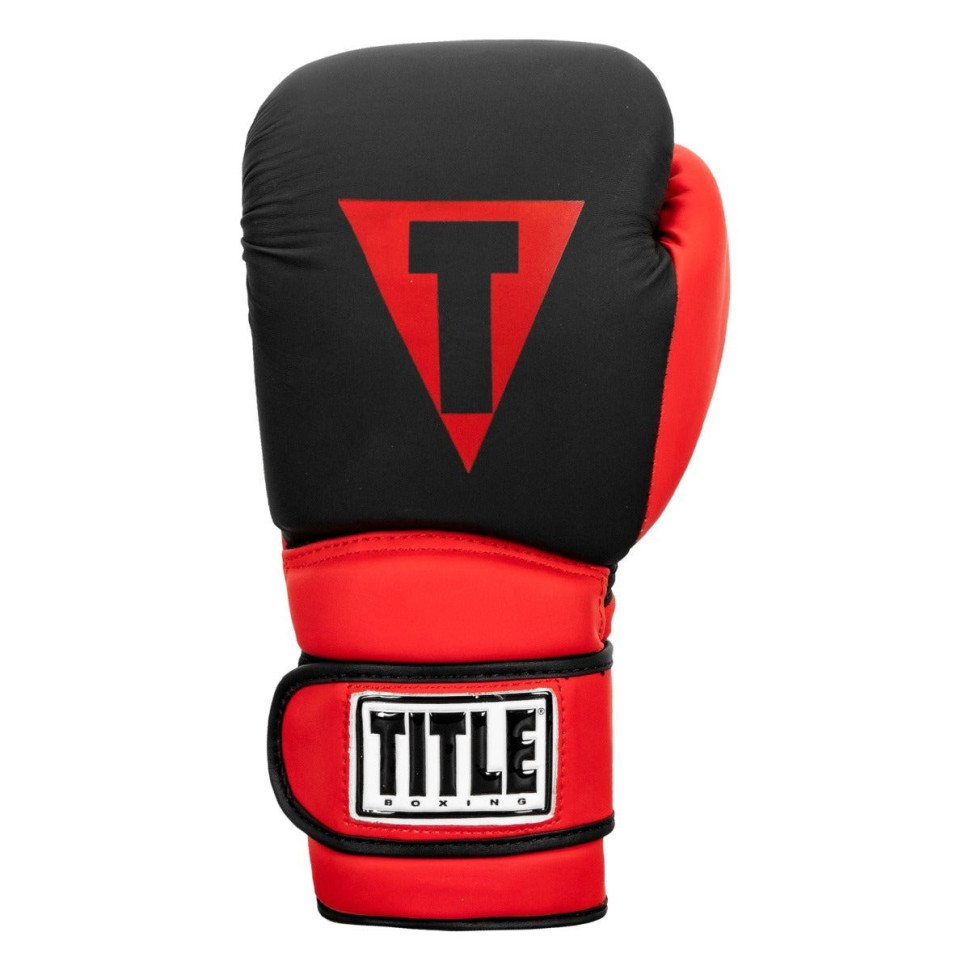 Боксерские перчатки Boxing Guts and Glory TITLE GGBG L BK/RD 14 унций (бинты в комплекте)