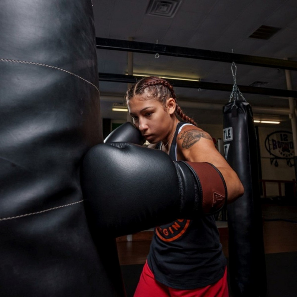 Боксерские перчатки Boxing Honorary TITLE GOSBG M BK/BNL 12 унций (бинты в комплекте)