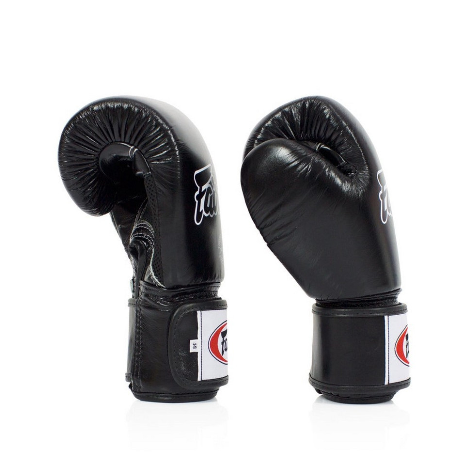 Боксерские перчатки BGV1 Fairtex BGV1_10oz_Black 10 унций (бинты в комплекте)