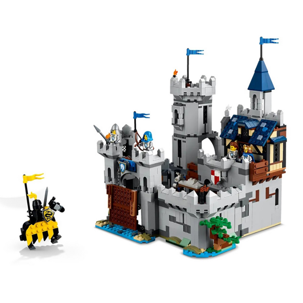 Конструктор Creator Средневековый замок с рыцарем на коне LEGO 31168, 1371 деталь